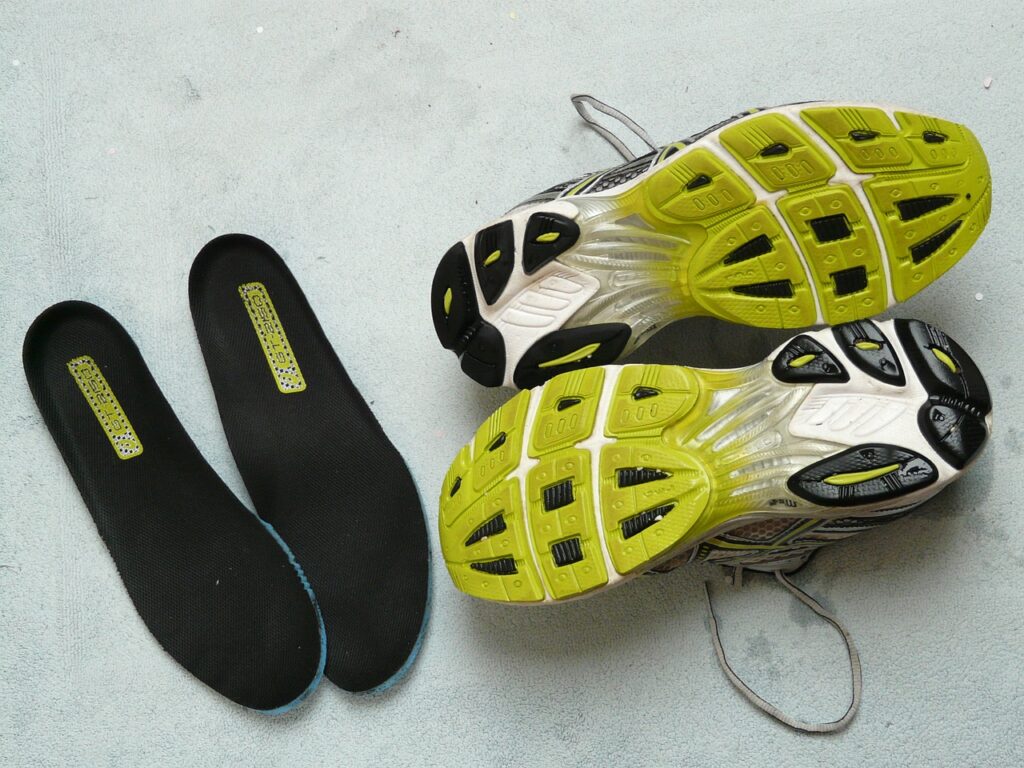how to wash basketball shoe insoles